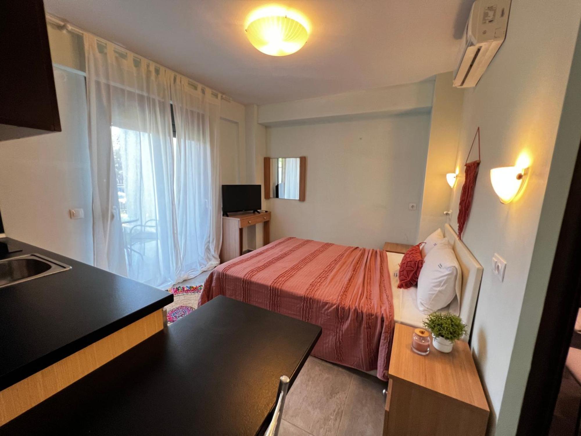 Nikiti Holidays Pokoj fotografie